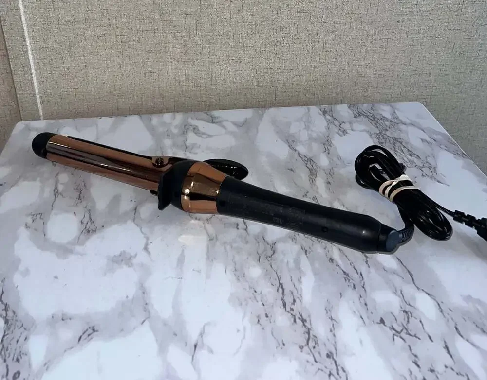 InfinitiPRO by Conair Rose Gold Titanium 1-Inch Curling Iron CD250